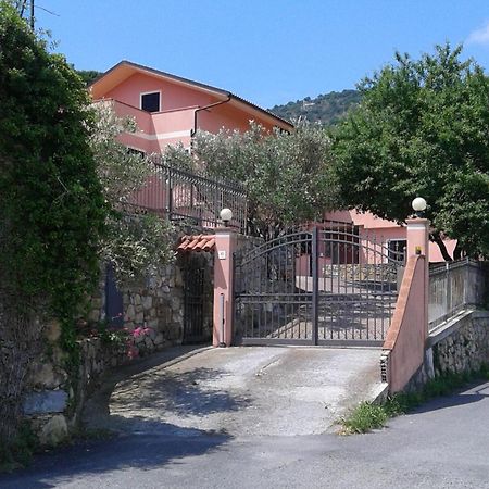 Appartamento In Magnifica Zona Residenziale Andora Luaran gambar